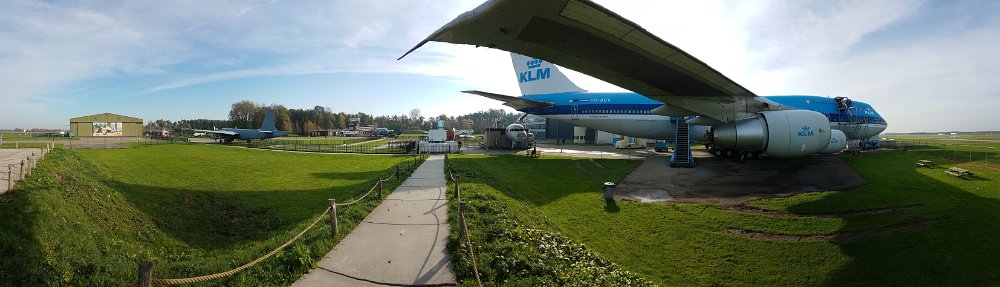747pano